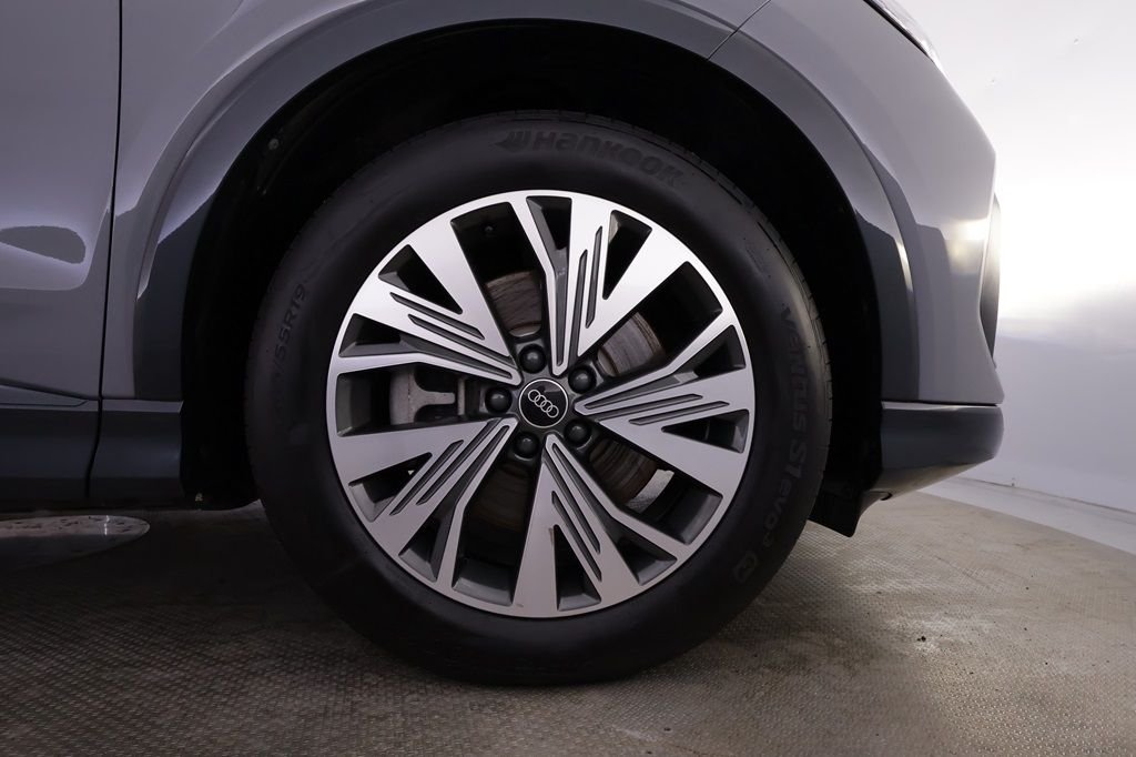 Audi Q4 45 e-tron quattro, 286hk, 2024