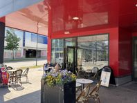 Café/ Kondis/ Sallader – AAA-läge Barkarbystaden (Obj. 264)