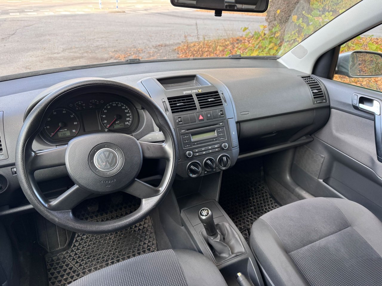 Volkswagen Polo 5-dørs 1.4 Manuell, 5-trinn, 75ps, 2006