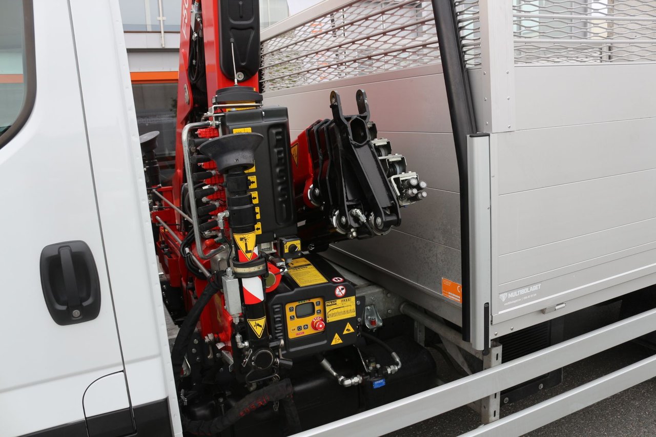 Iveco Daily 72-180 Chassis Cab 3.0 JTD Hi-Matic, 176hp, 2025