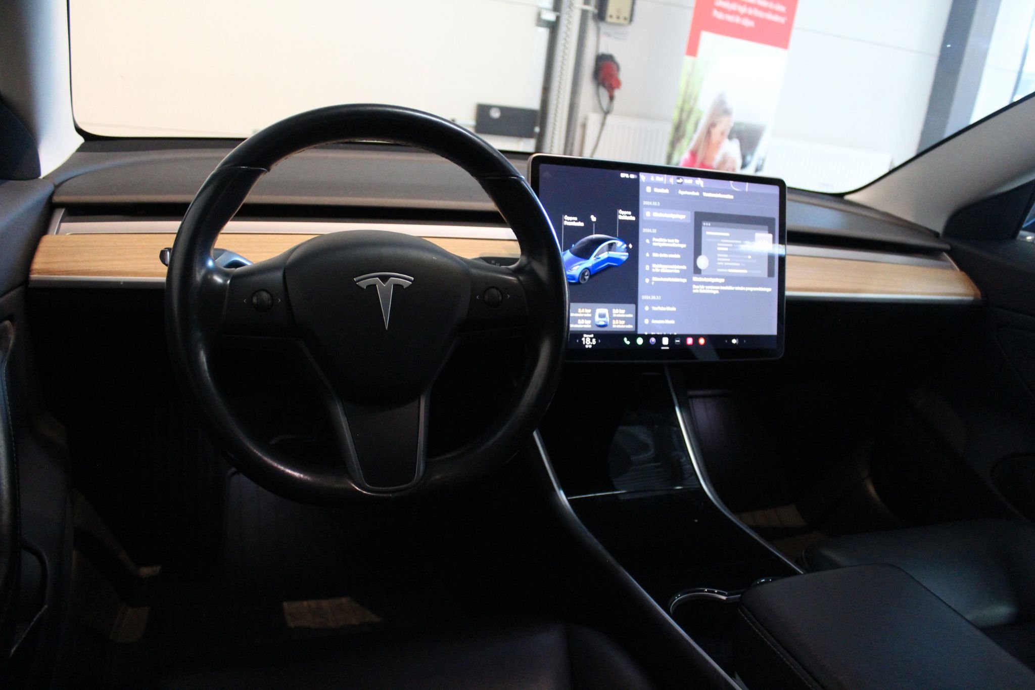 Tesla Model 3 Long Range, 287ps, 2019