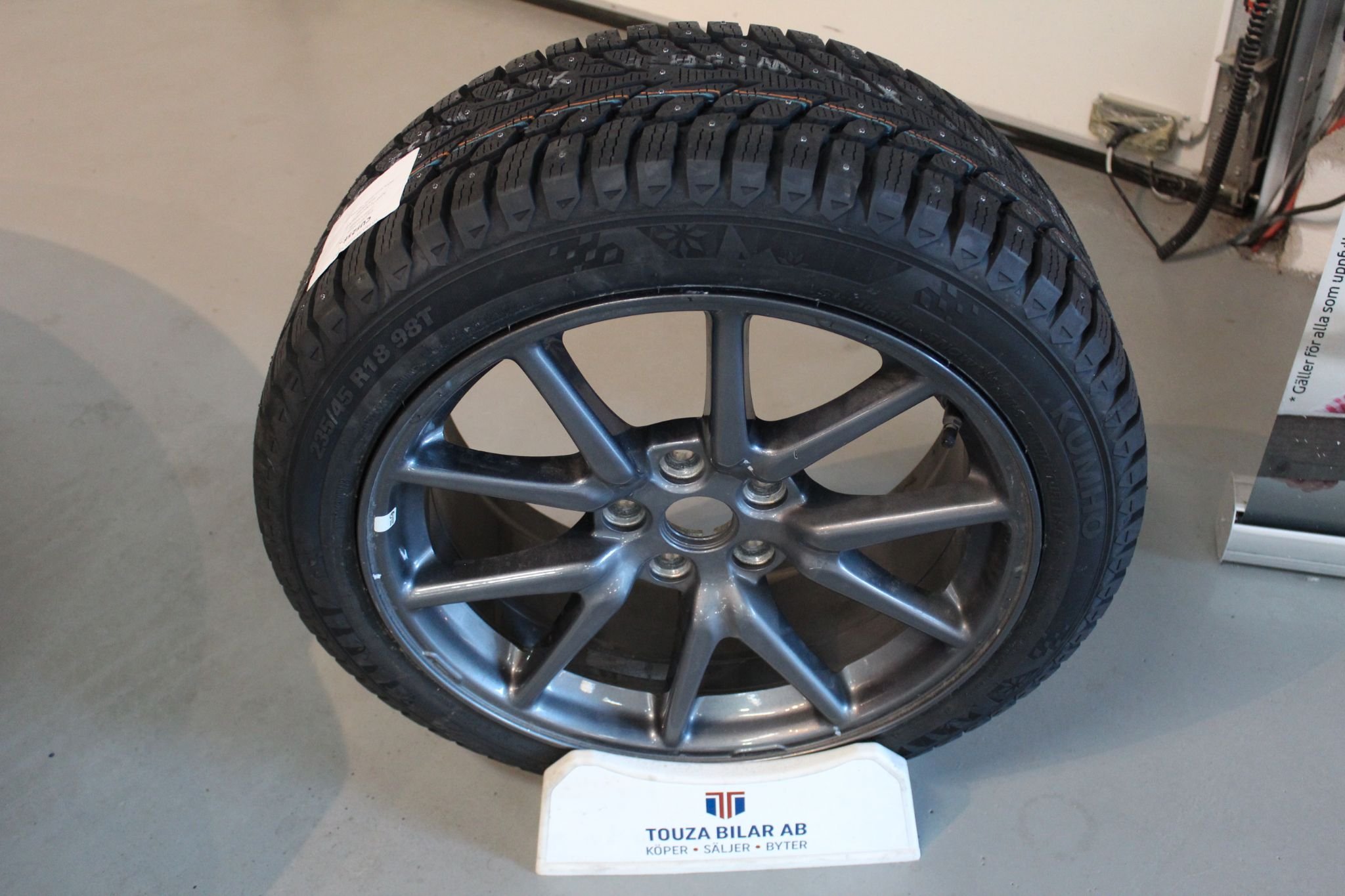 Tesla Model 3 Long Range, 287ps, 2019