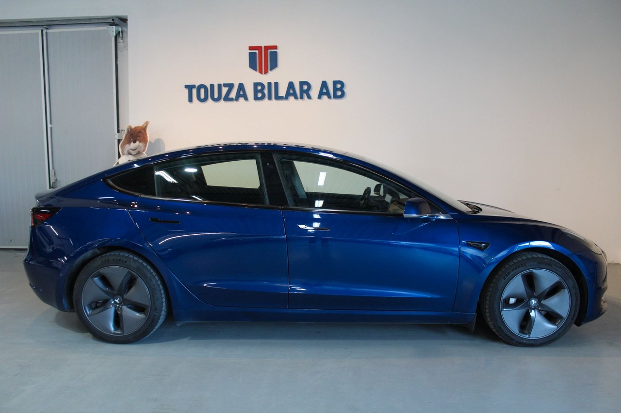 Tesla Model 3 Long Range, 287ps, 2019