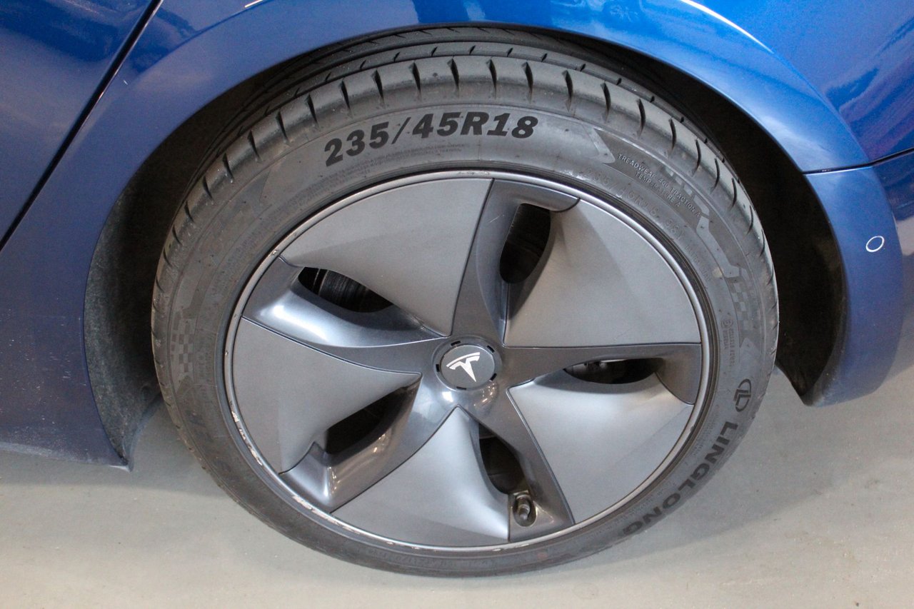Tesla Model 3 Long Range, 287ps, 2019