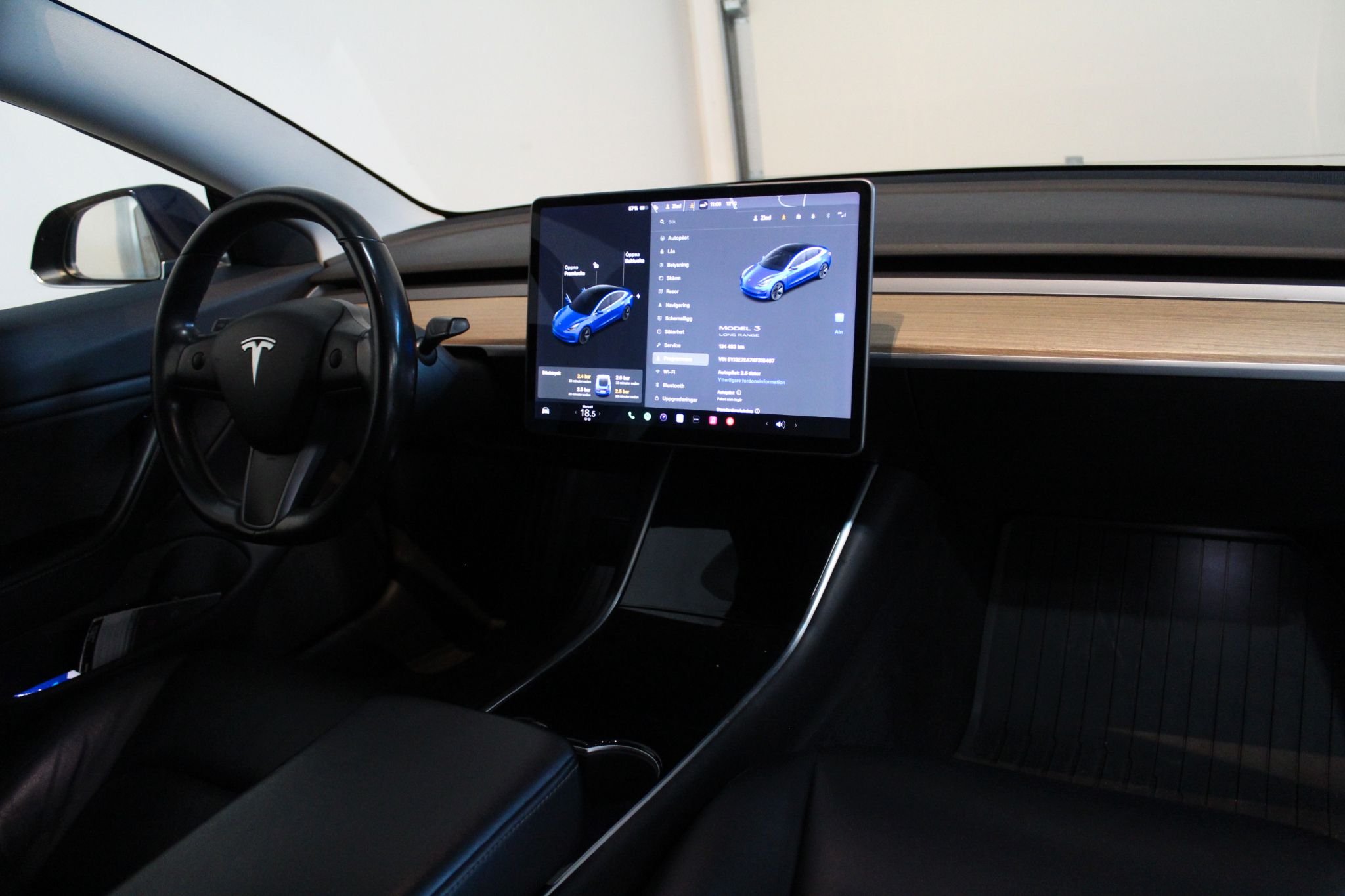 Tesla Model 3 Long Range, 287ps, 2019