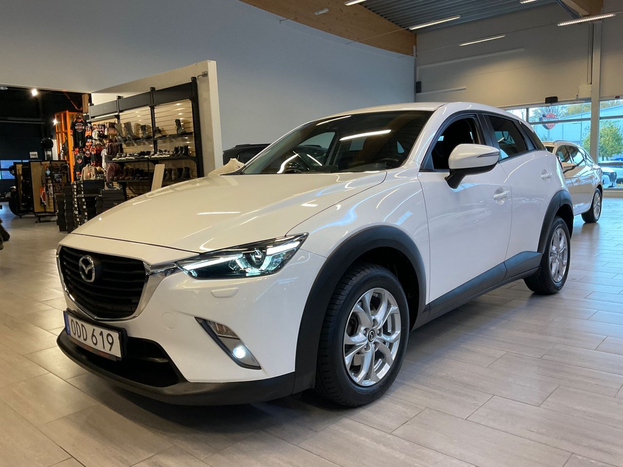 Mazda CX-3 2.0 SKYACTIV-G Automatic, 120hp, 2016