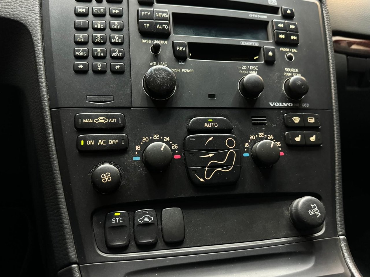 Volvo V70 2.4 Manual, 140hp, 2004
