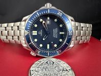 Omega Seamaster Diver 300M Bond Blå 41mm