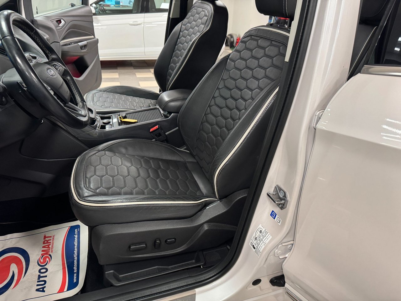 Ford Kuga 2.0 TDCi AWD Powershift, 180hk, 2018