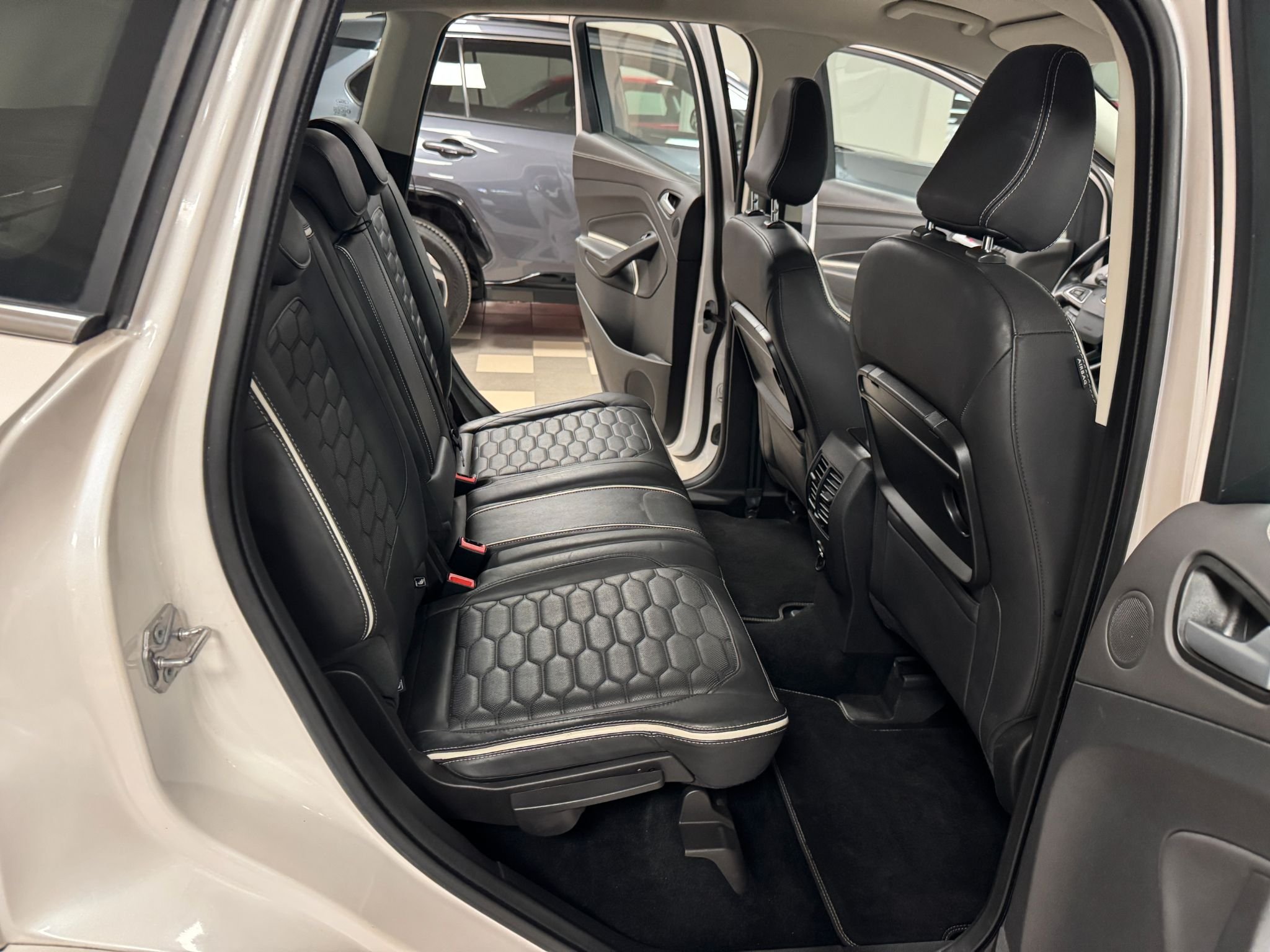 Ford Kuga 2.0 TDCi AWD Powershift, 180hk, 2018