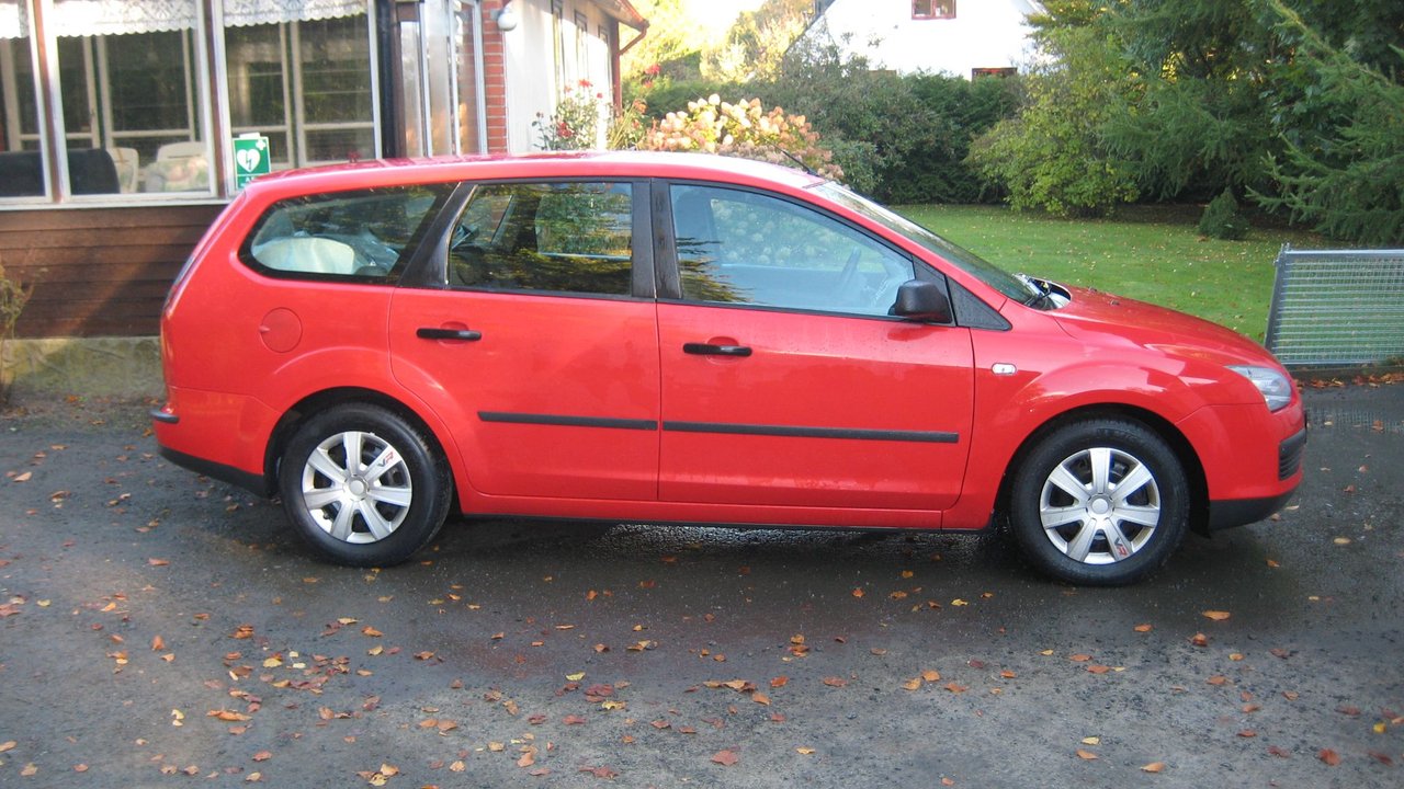 Ford Focus Combi 1.8 Flexifuel Manual, 125hp, 2006