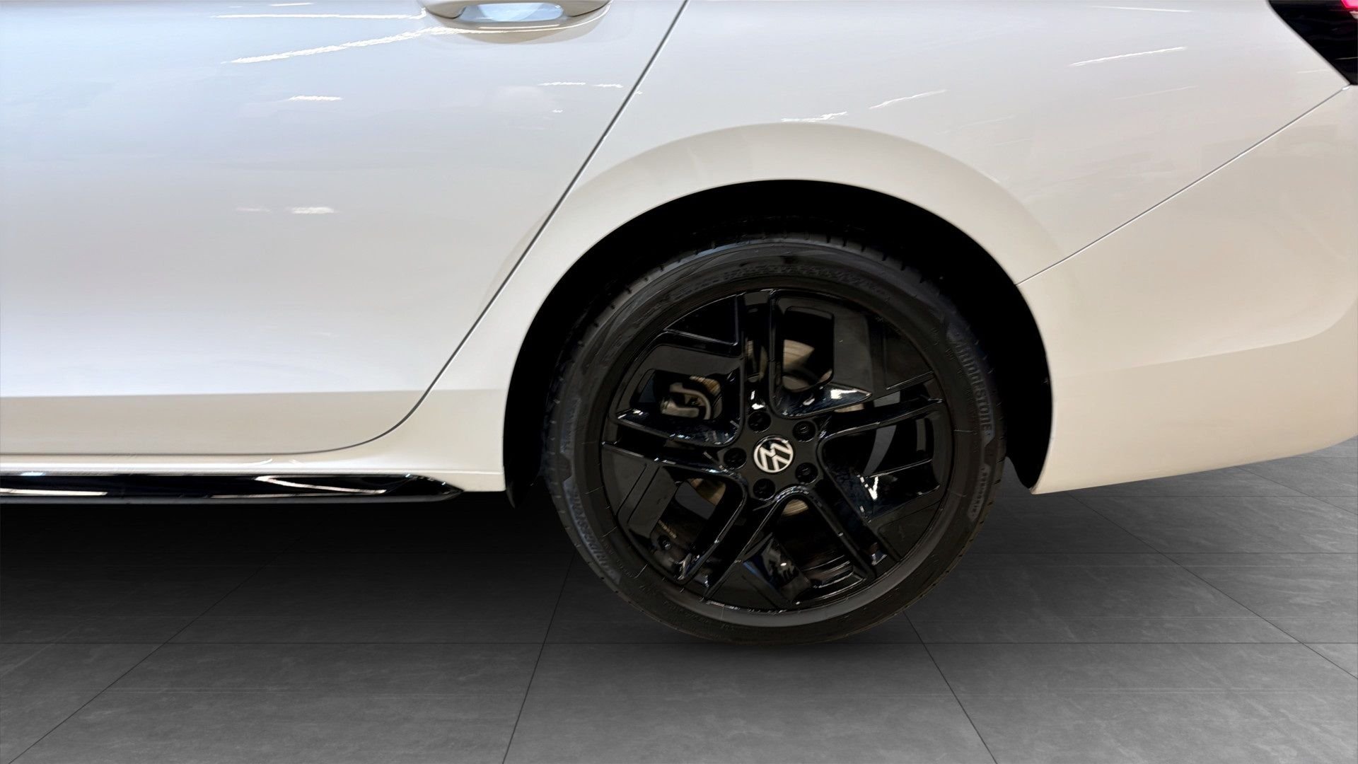 Volkswagen Passat Sportscombi 2.0 TDI DPF SCR 4Motion DSG Sekventiell, 193hk, 2025