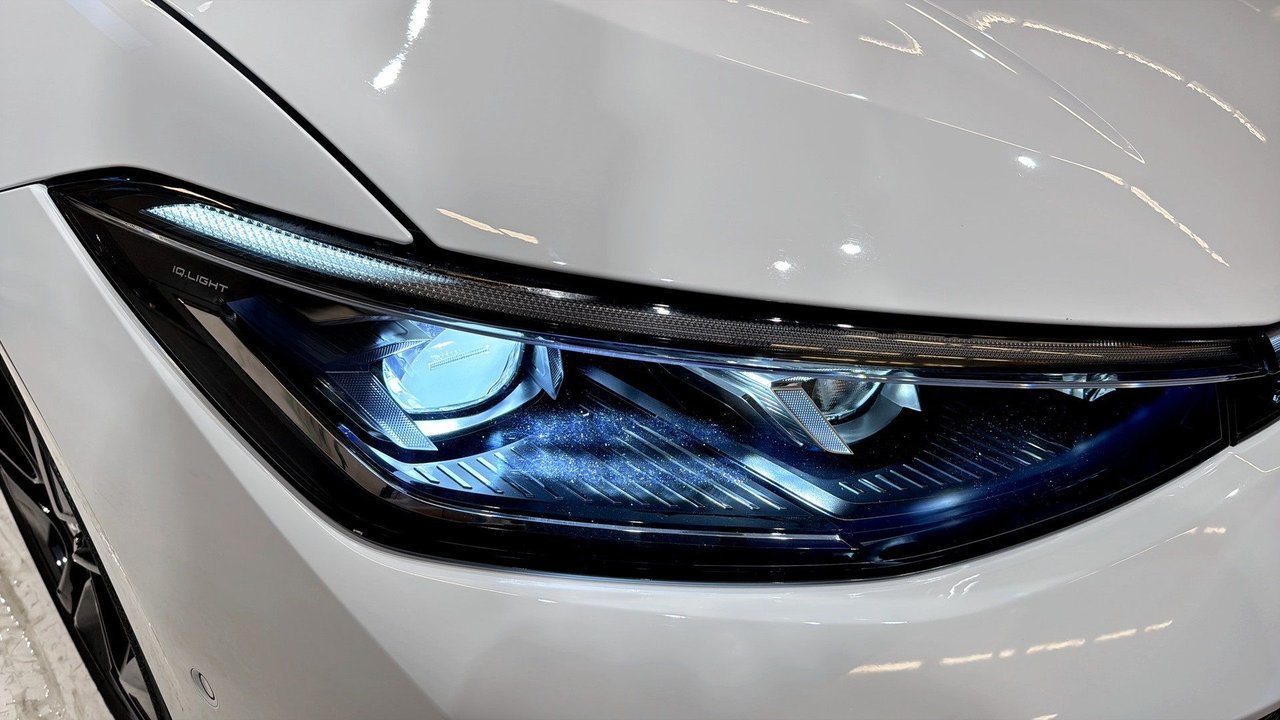 Volkswagen Passat Sportscombi 2.0 TDI DPF SCR 4Motion DSG Sekventiell, 193hk, 2025