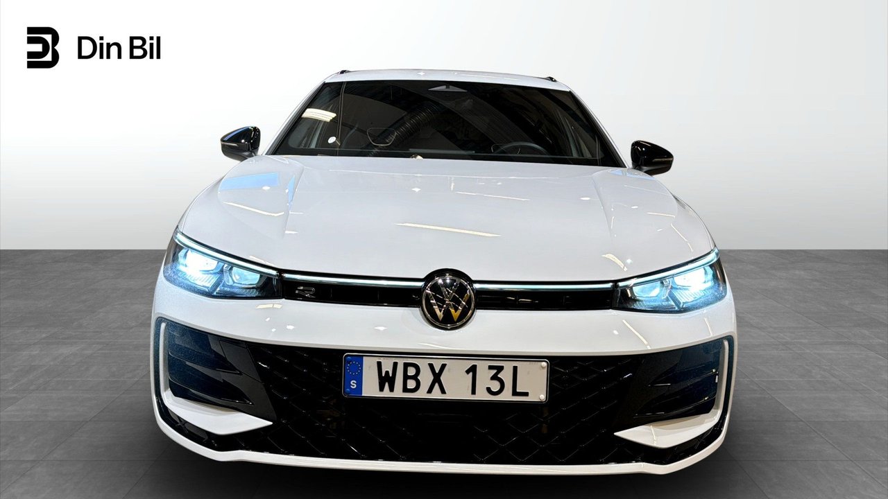 Volkswagen Passat Sportscombi 2.0 TDI DPF SCR 4Motion DSG Sekventiell, 193hk, 2025
