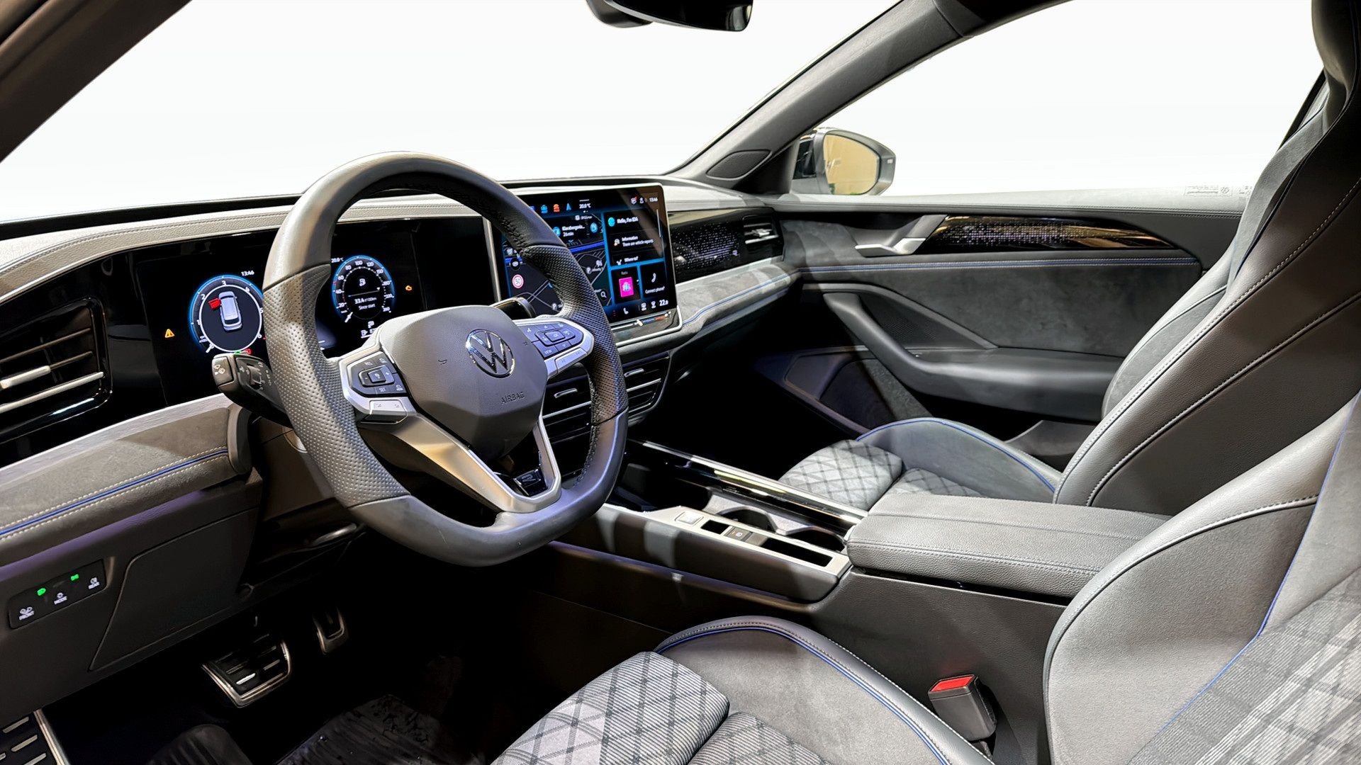 Volkswagen Passat Sportscombi 2.0 TDI DPF SCR 4Motion DSG Sekventiell, 193hk, 2025