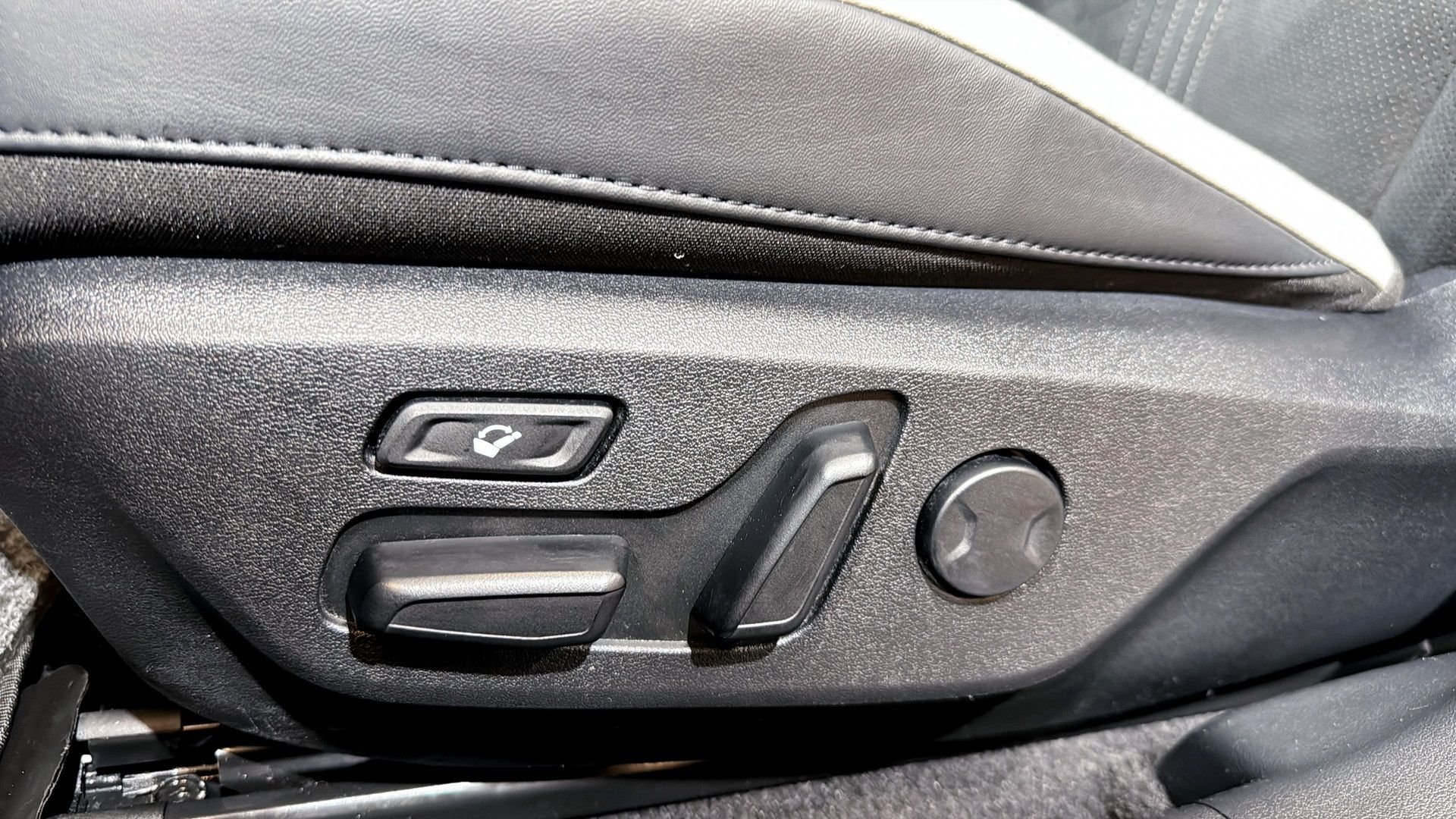 Kia EV6 77.4 kWh AWD, 325hk, 2023