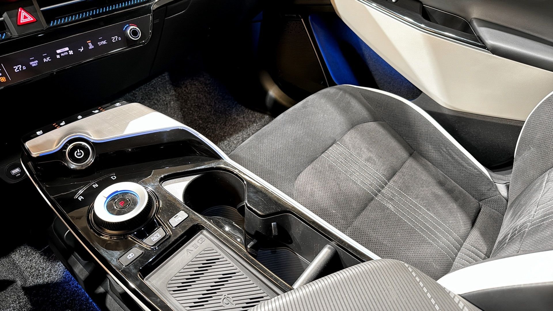 Kia EV6 77.4 kWh AWD, 325hk, 2023