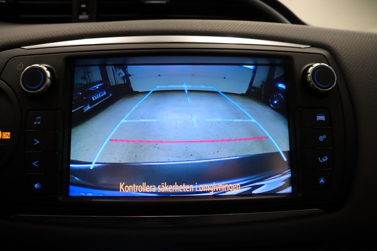 Toyota Yaris Hybrid e-CVT, 101hk, 2017