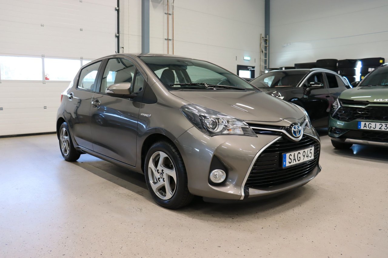 Toyota Yaris Hybrid e-CVT, 101hk, 2017