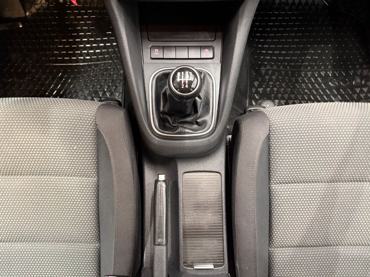 Volkswagen Golf 5-dørs 1.6 TDI DPF BMT Manuell, 5-trinn, 105ps, 2012