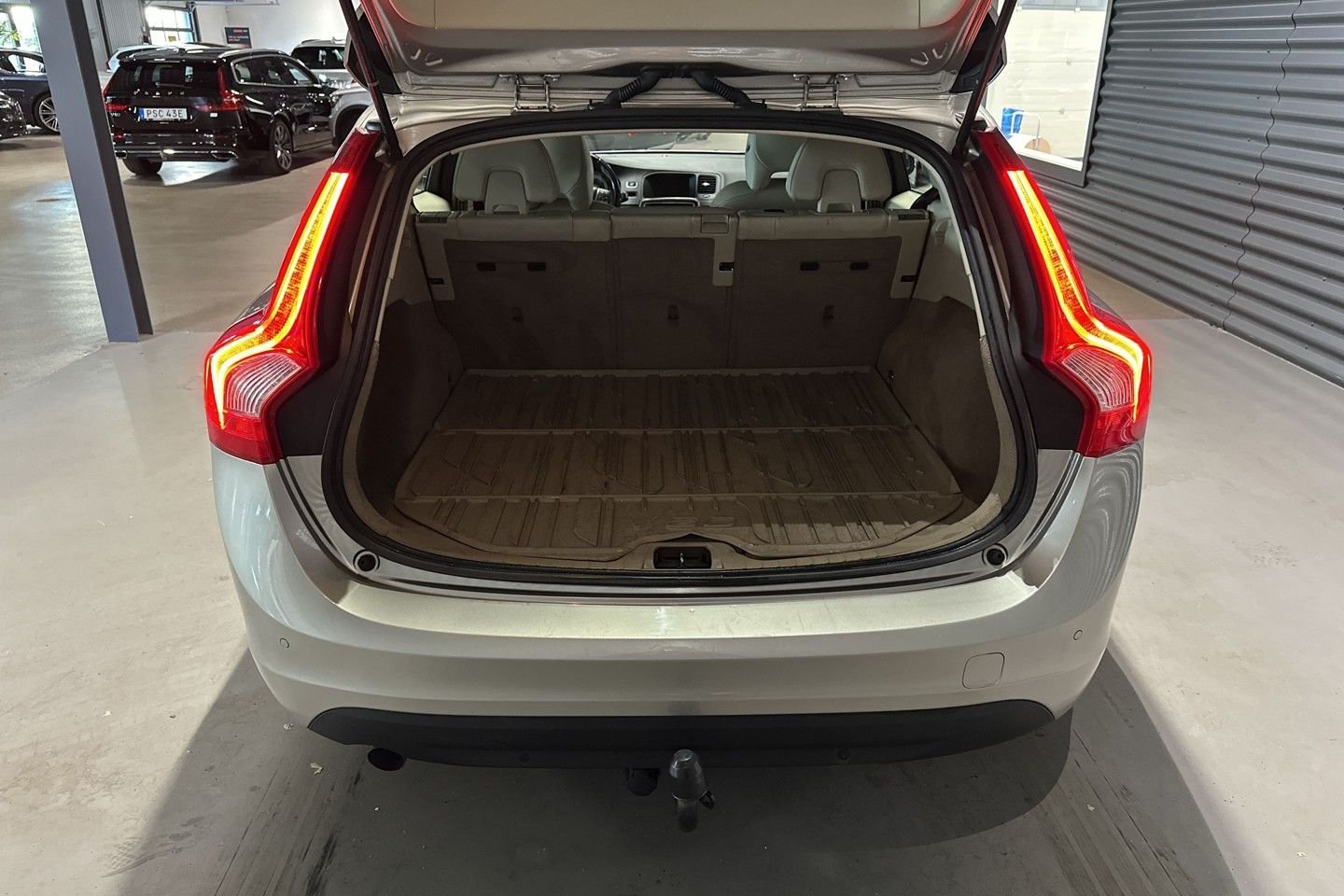 Volvo V60 D3 Geartronic, 163hk, 2011