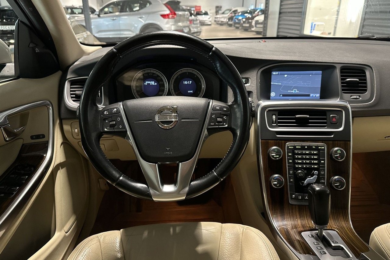 Volvo V60 D3 Geartronic, 163hk, 2011