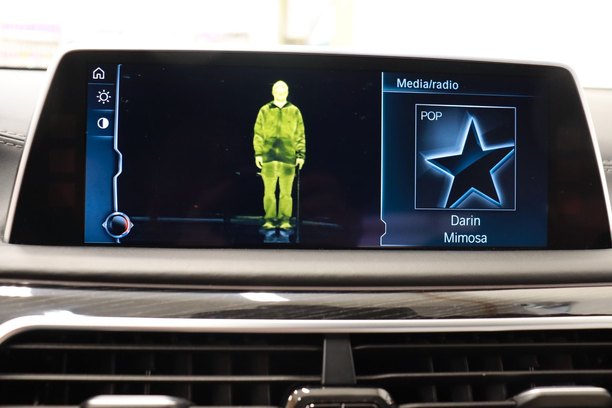 BMW 750Li xDrive Steptronic, 450hp, 2016