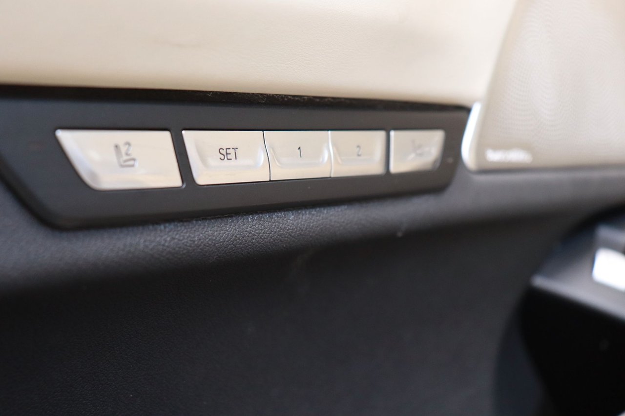 BMW 750Li xDrive Steptronic, 450hp, 2016