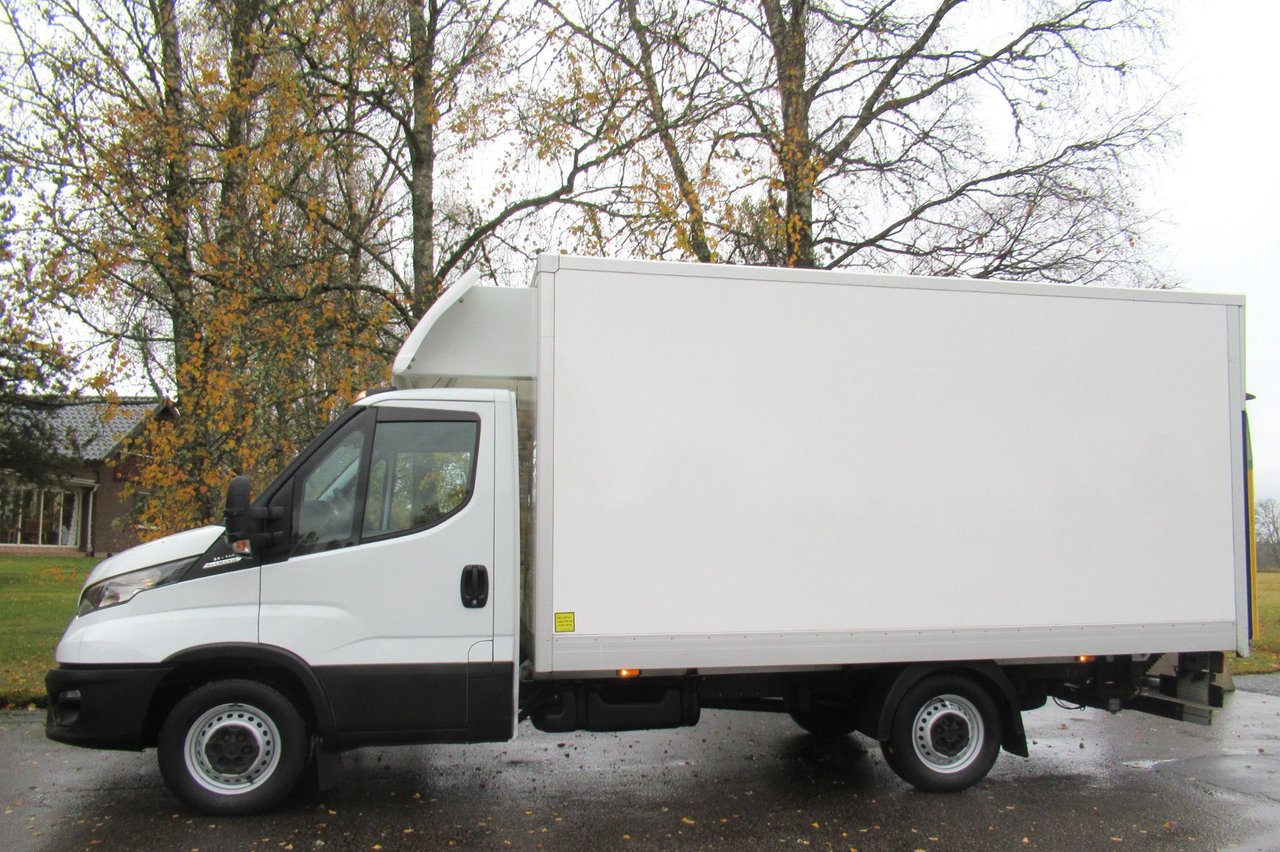 Iveco Daily 35-140 Karosseri Cab 2.3 JTD Hi-Matic, 8-trinn, 136hk, 2022