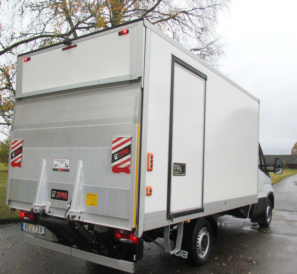Iveco Daily 35-140 Karosseri Cab 2.3 JTD Hi-Matic, 8-trinn, 136hk, 2022
