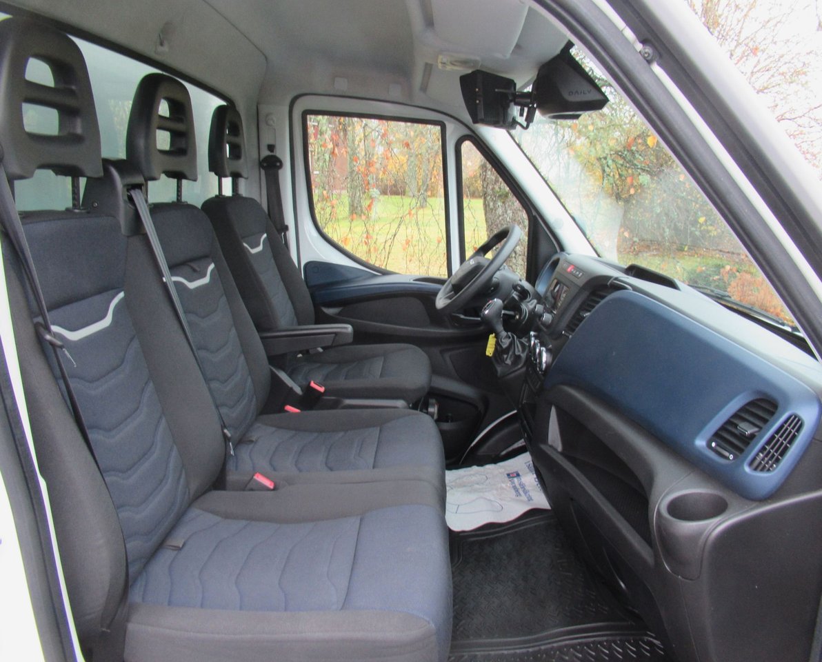 Iveco Daily 35-140 Karosseri Cab 2.3 JTD Hi-Matic, 8-trinn, 136hk, 2022