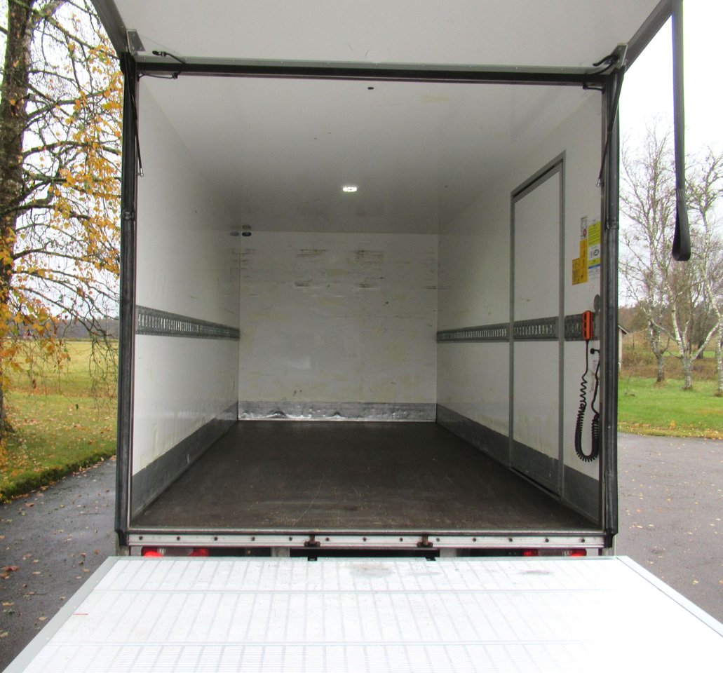 Iveco Daily 35-140 Karosseri Cab 2.3 JTD Hi-Matic, 8-trinn, 136hk, 2022