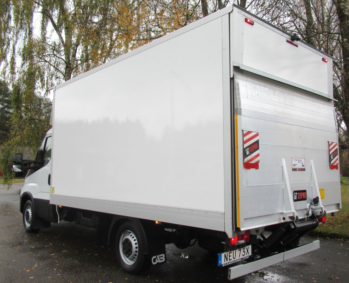 Iveco Daily 35-140 Karosseri Cab 2.3 JTD Hi-Matic, 8-trinn, 136hk, 2022