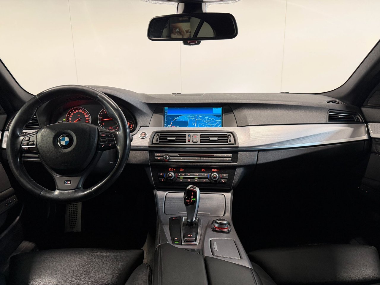 BMW 530d Sedan Steptronic, 8-trinn, 245ps, 2011