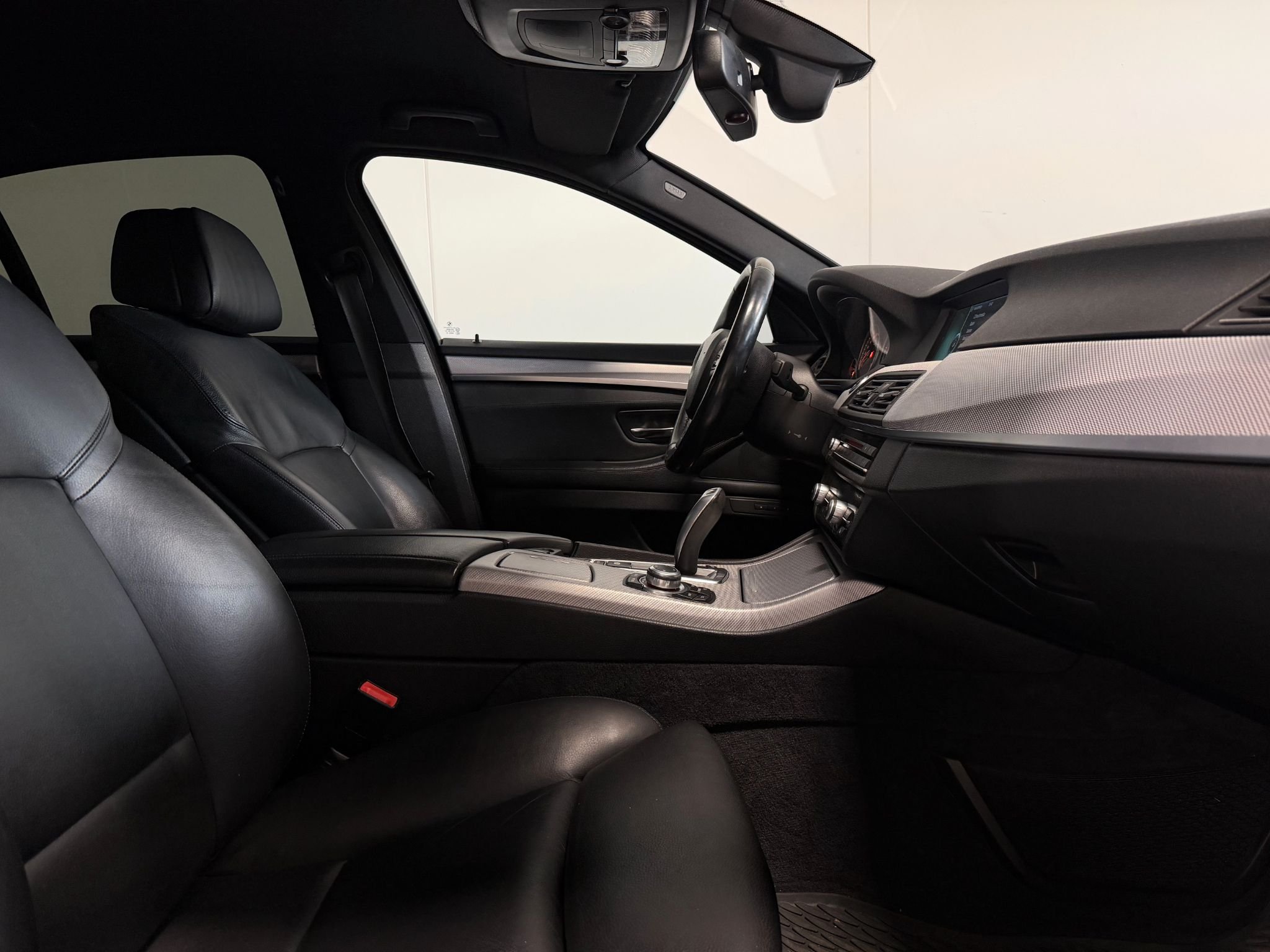 BMW 530d Sedan Steptronic, 8-trinn, 245ps, 2011