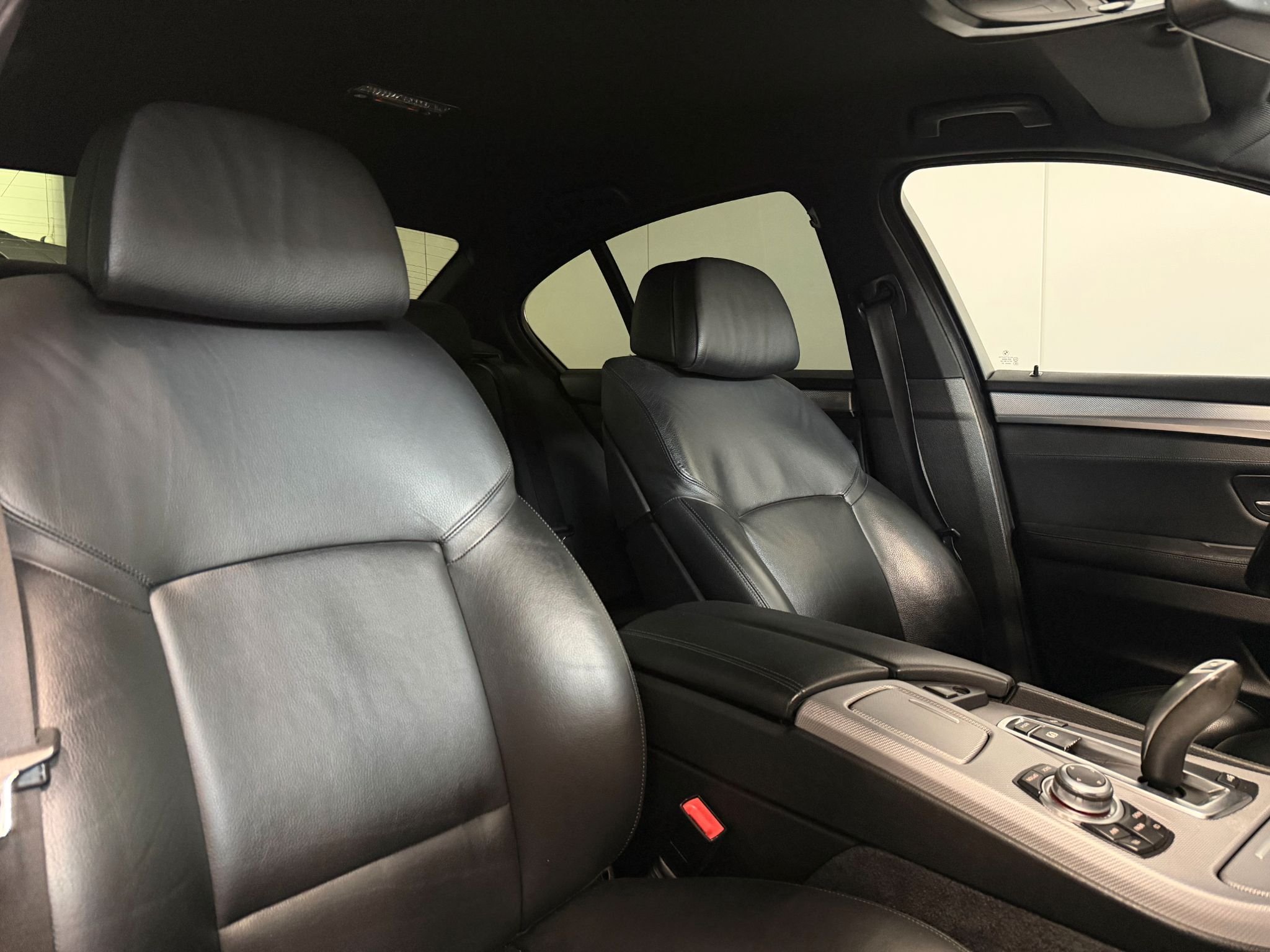 BMW 530d Sedan Steptronic, 8-trinn, 245ps, 2011