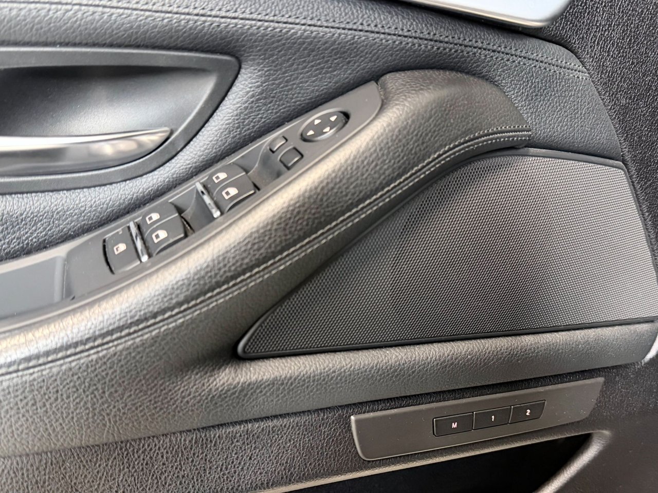 BMW 530d Sedan Steptronic, 8-trinn, 245ps, 2011