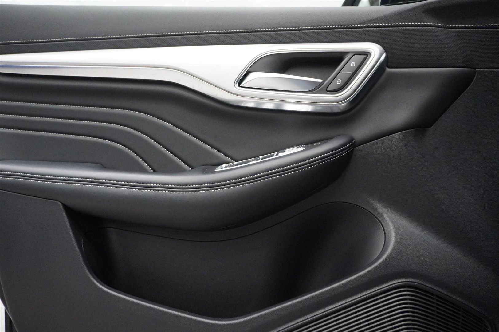 MG Marvel R Performance Automatisk, 288hk, 2022