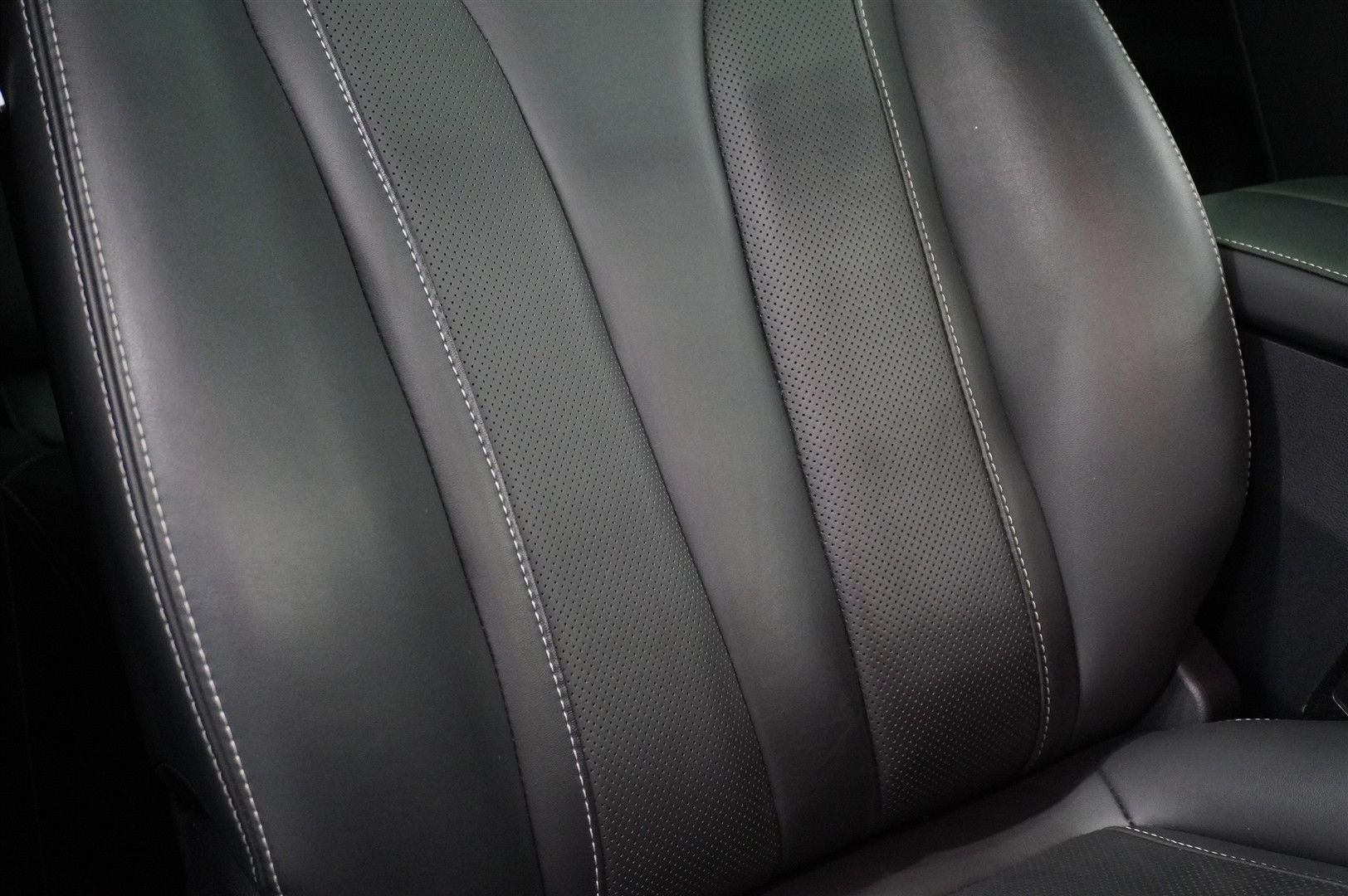 MG Marvel R Performance Automatisk, 288hk, 2022