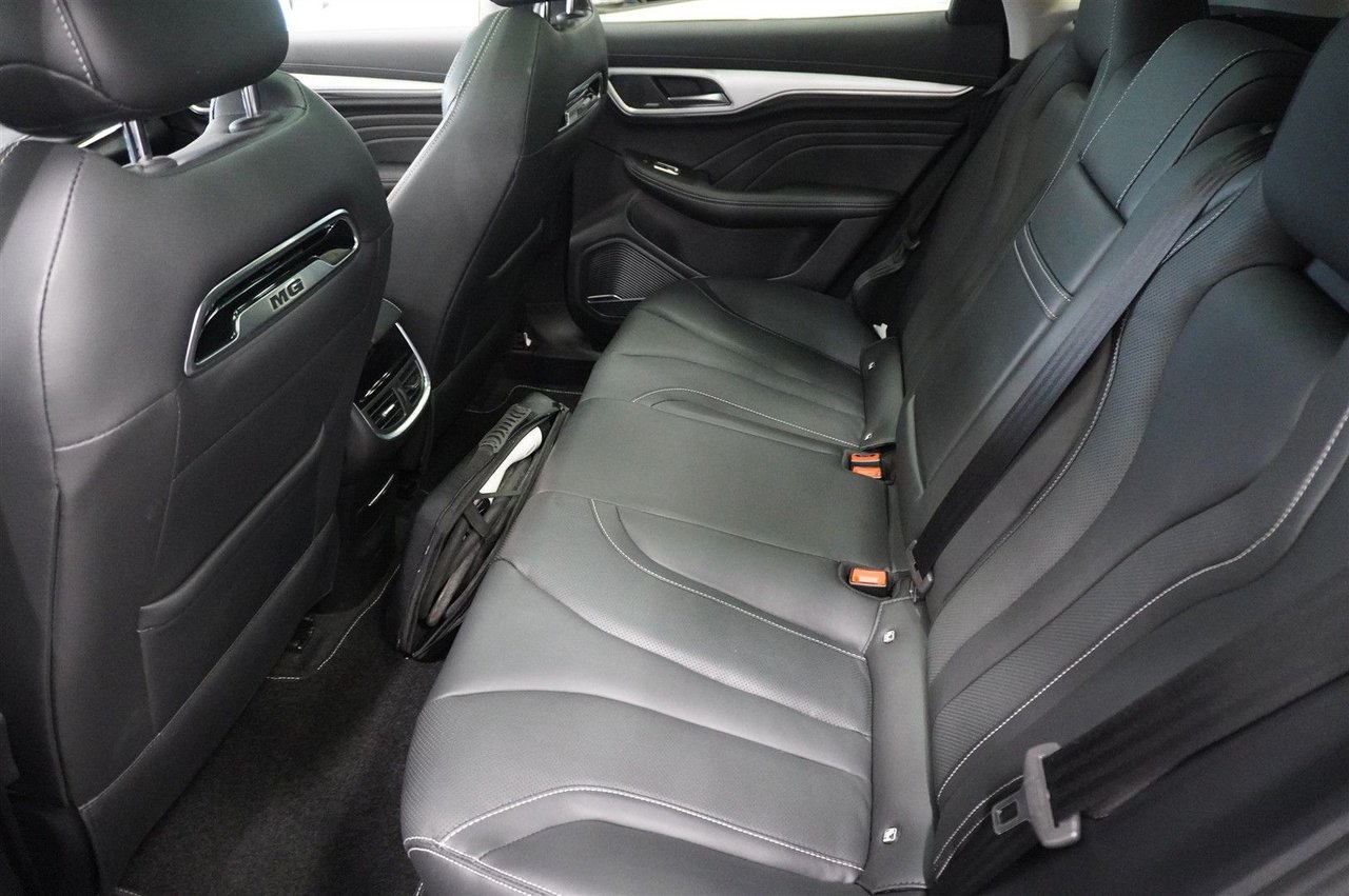 MG Marvel R Performance Automatisk, 288hk, 2022