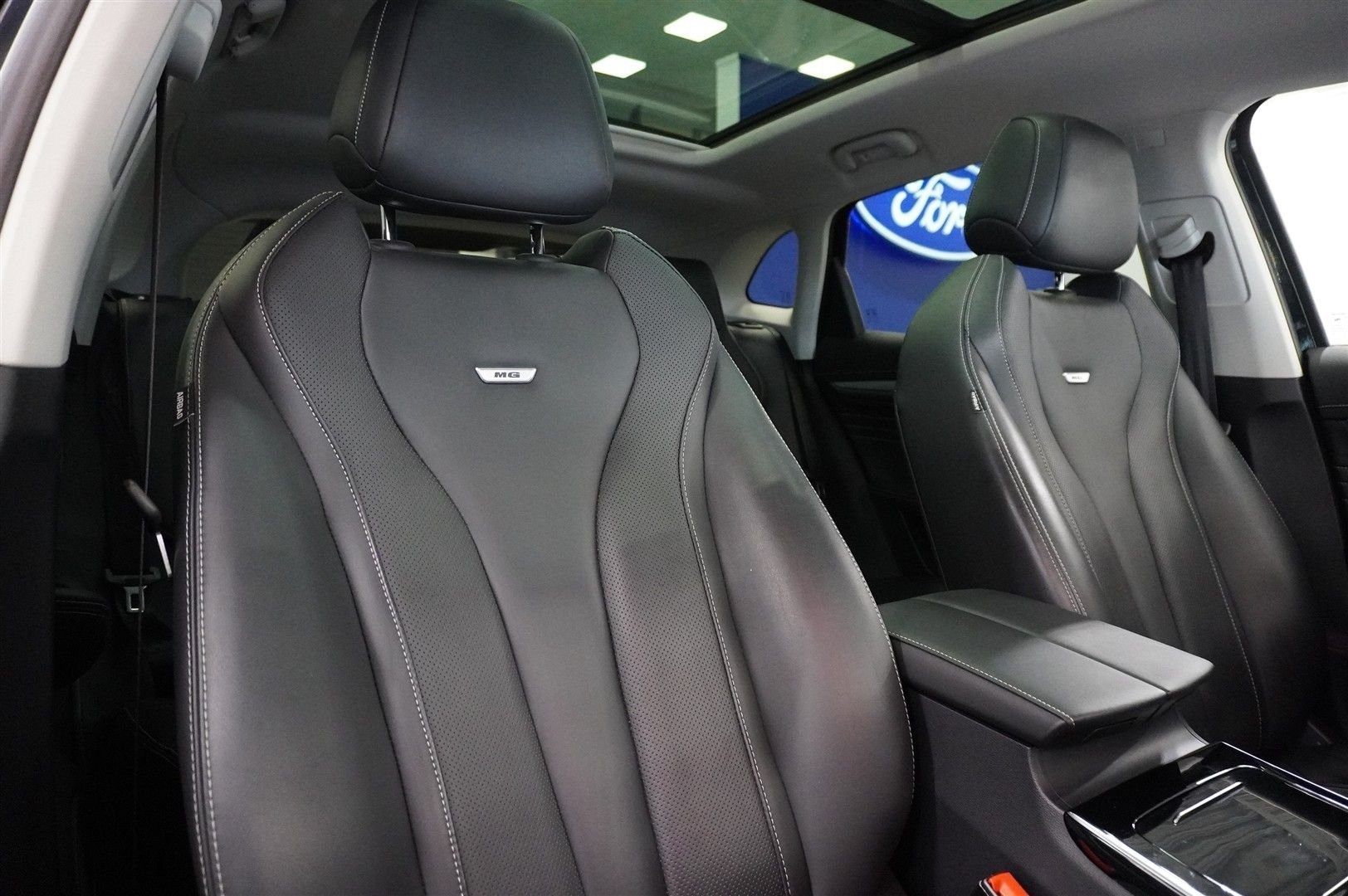 MG Marvel R Performance Automatisk, 288hk, 2022