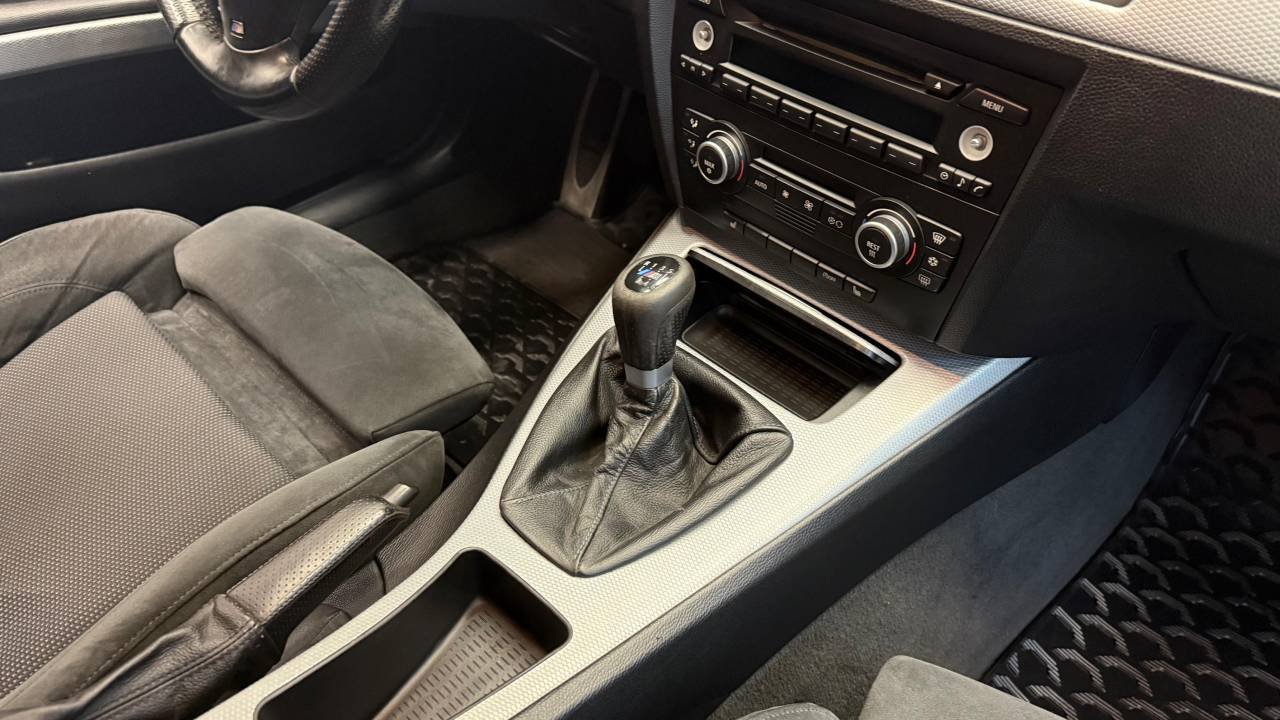 BMW 320i Touring Manuell, 6-trinn, 170ps, 2008