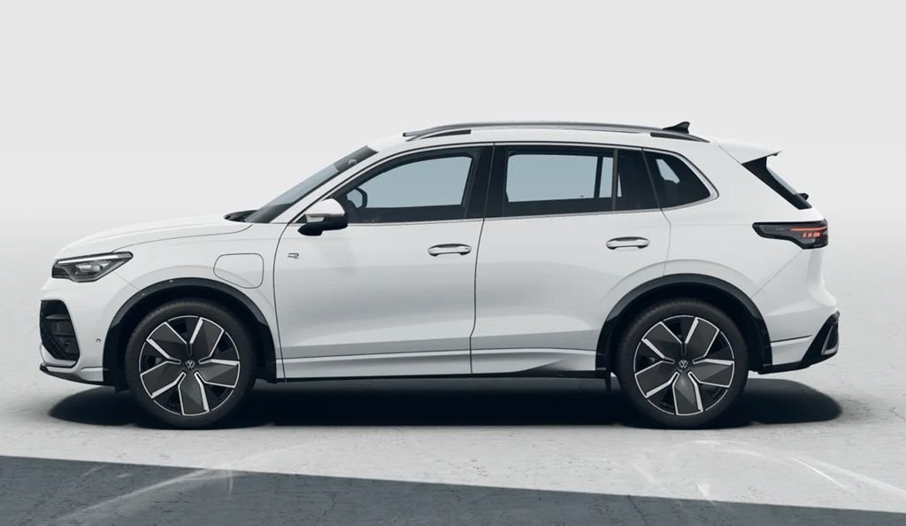 Volkswagen Tiguan eHybrid 1.5 TSI OPF DSG Sekventiell, 272hk, 2026
