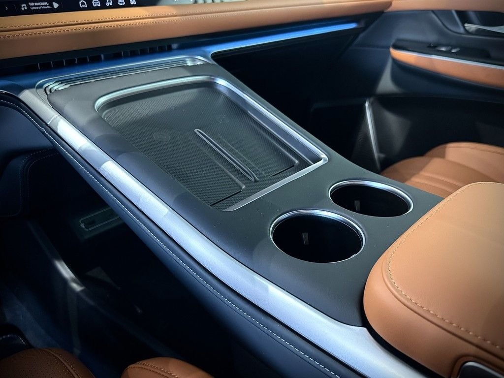 XPENG G9 Performance, 551hk, 2024