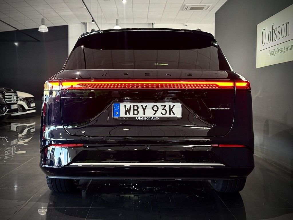 XPENG G9 Performance, 551hk, 2024