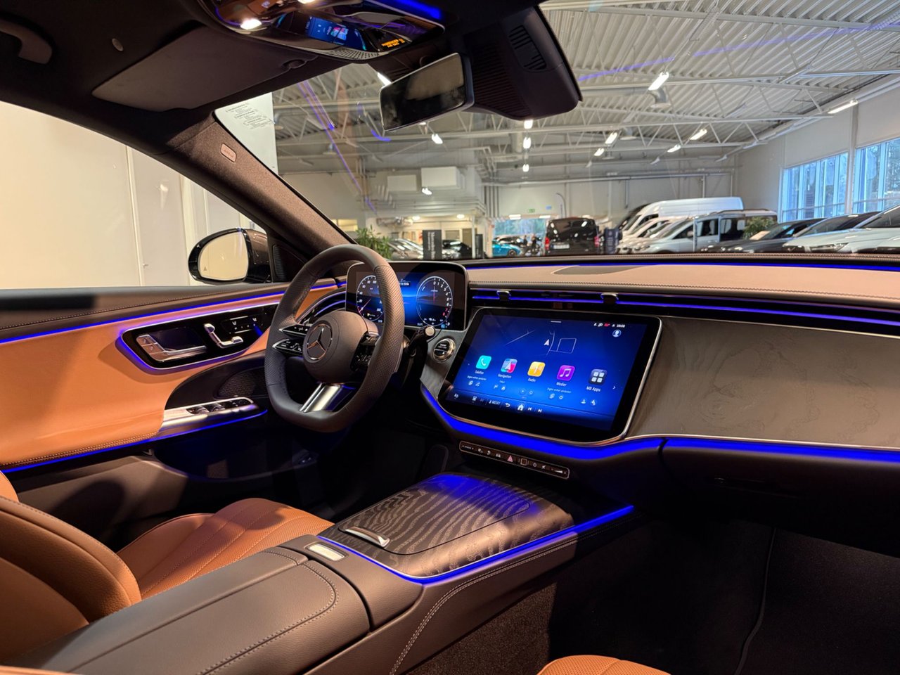 Mercedes-Benz E 400 e 4MATIC 9G-Tronic, 381hp, 2026