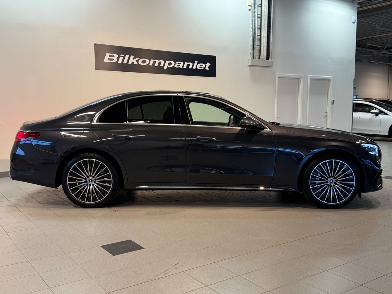 Mercedes-Benz E 400 e 4MATIC 9G-Tronic, 381hp, 2026