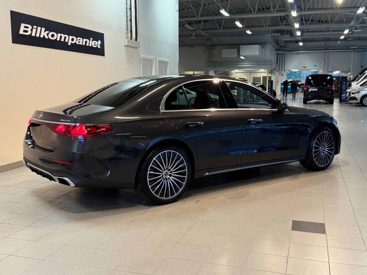 Mercedes-Benz E 400 e 4MATIC 9G-Tronic, 381hp, 2026