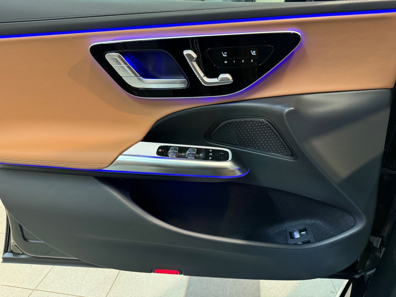 Mercedes-Benz E 400 e 4MATIC 9G-Tronic, 381hp, 2026