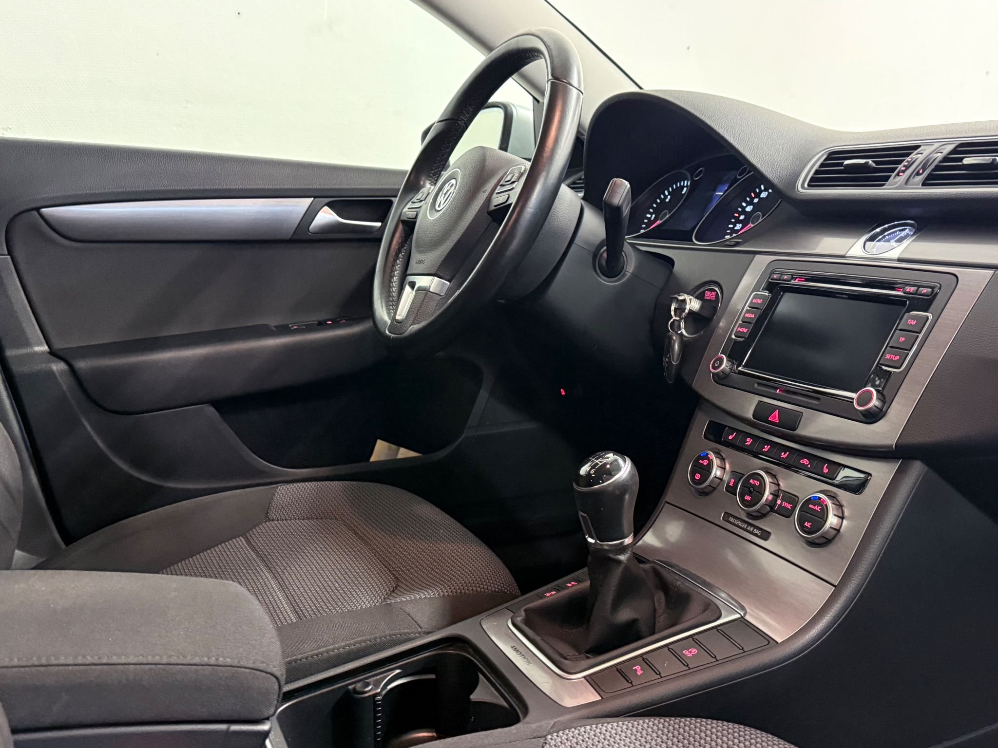 Volkswagen Passat Variant 2.0 TDI DPF BMT 4Motion Manual, 140hp, 2014